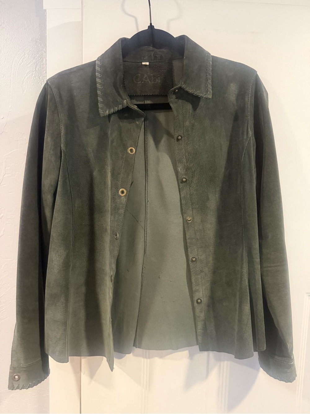 Women's Suede Button-Front Jacket in Olive Green